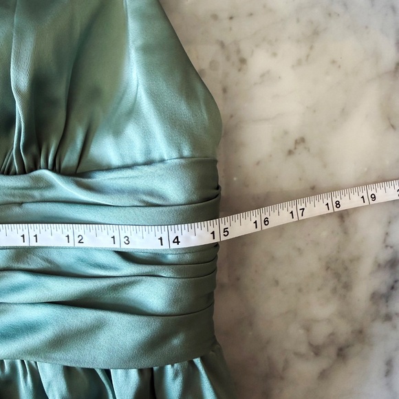 NWT Azazie Oli Stretch Satin Jumpsuit Women’s 8 Matcha Green Formal Event Party - Picture 10 of 11